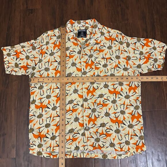 MASSIVE Daisy Shirt Orange Cream Floral Button Up Short Sleeve Hawaiian - Picture 8 of 8
